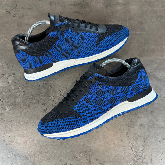 Blue/Black Runaway