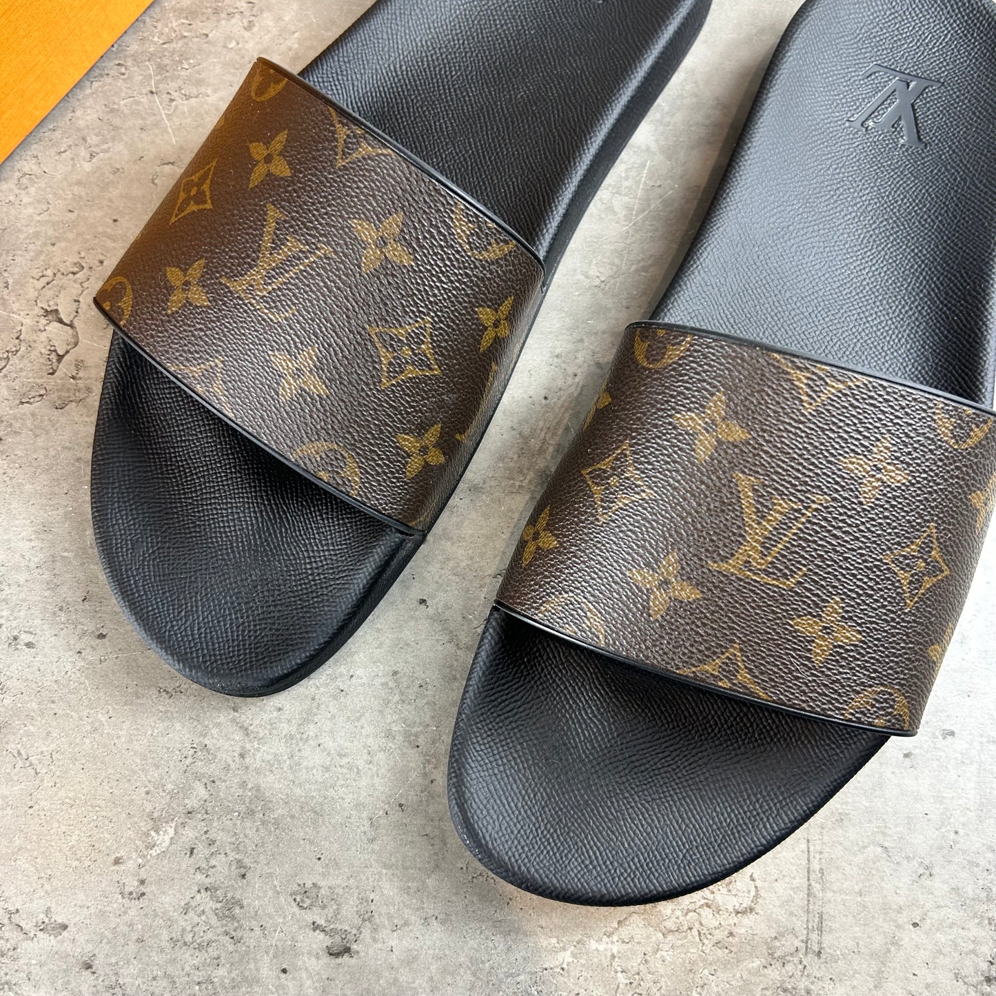 Brown Monogram Sliders