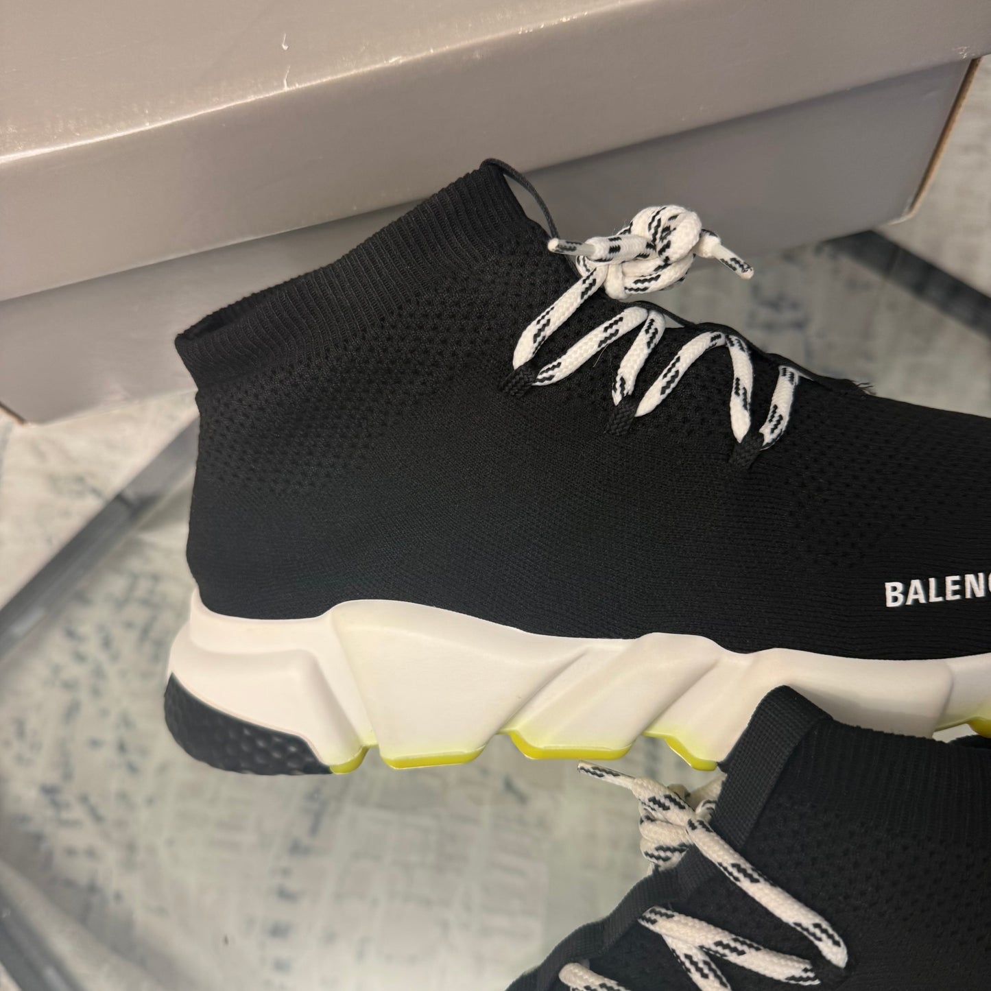 Speed Lace Runner