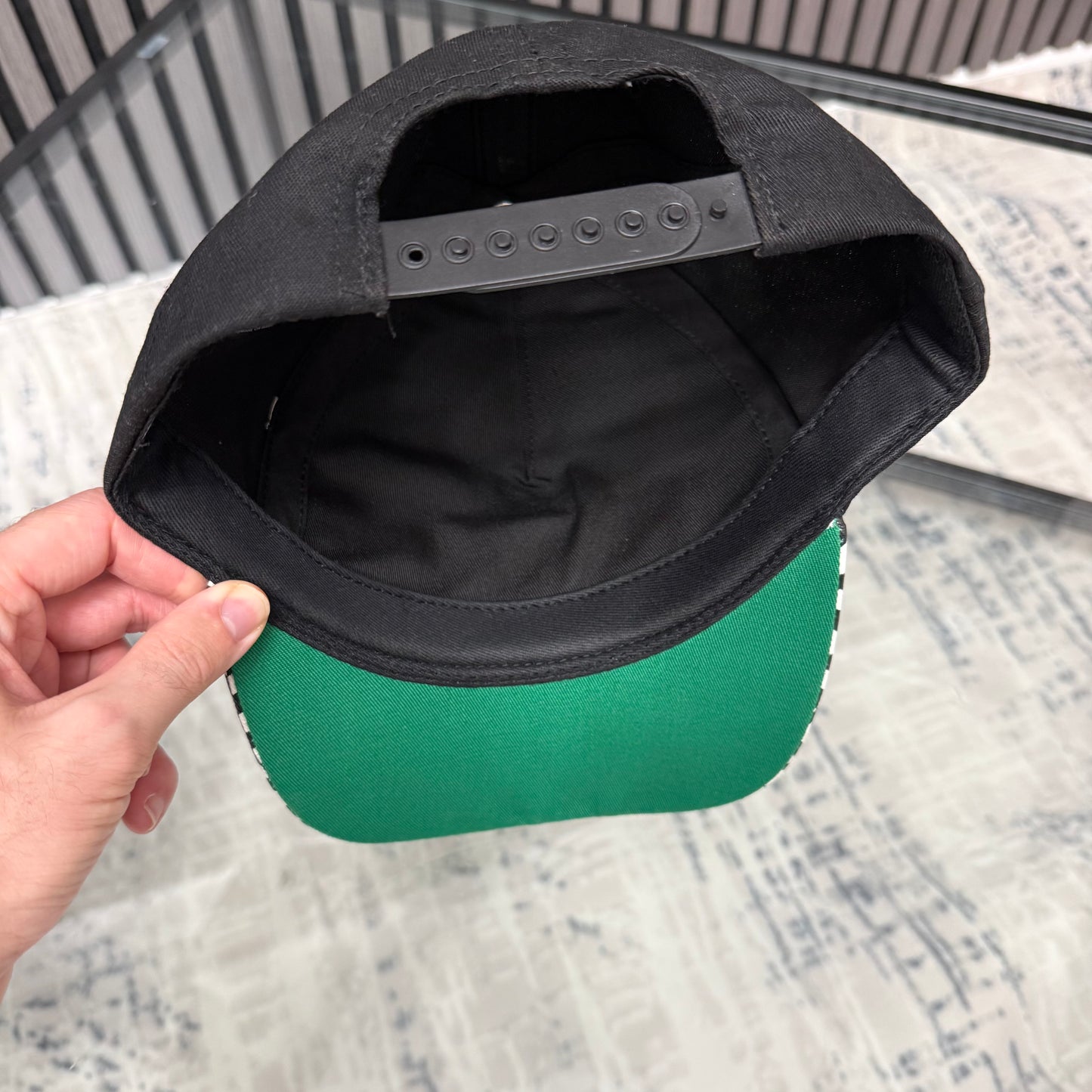 Black/White Cap