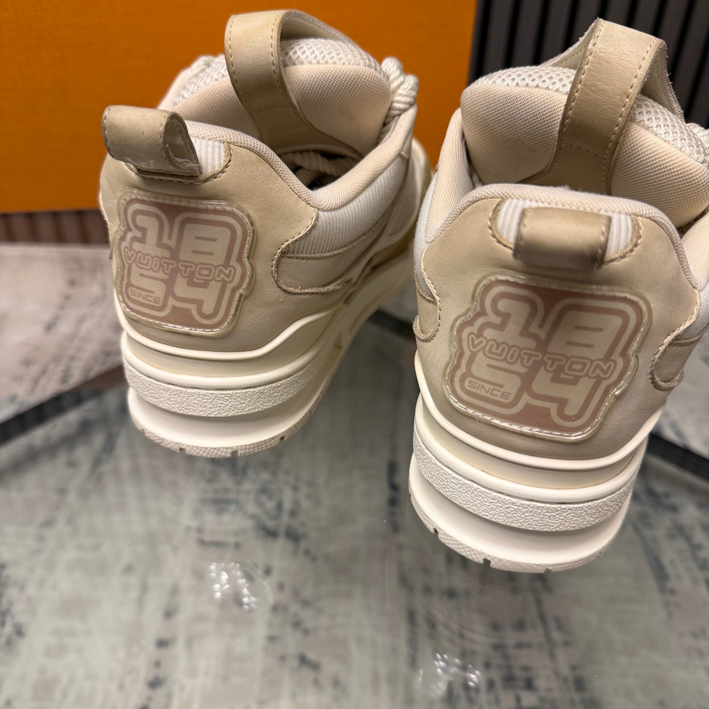 Beige Skate