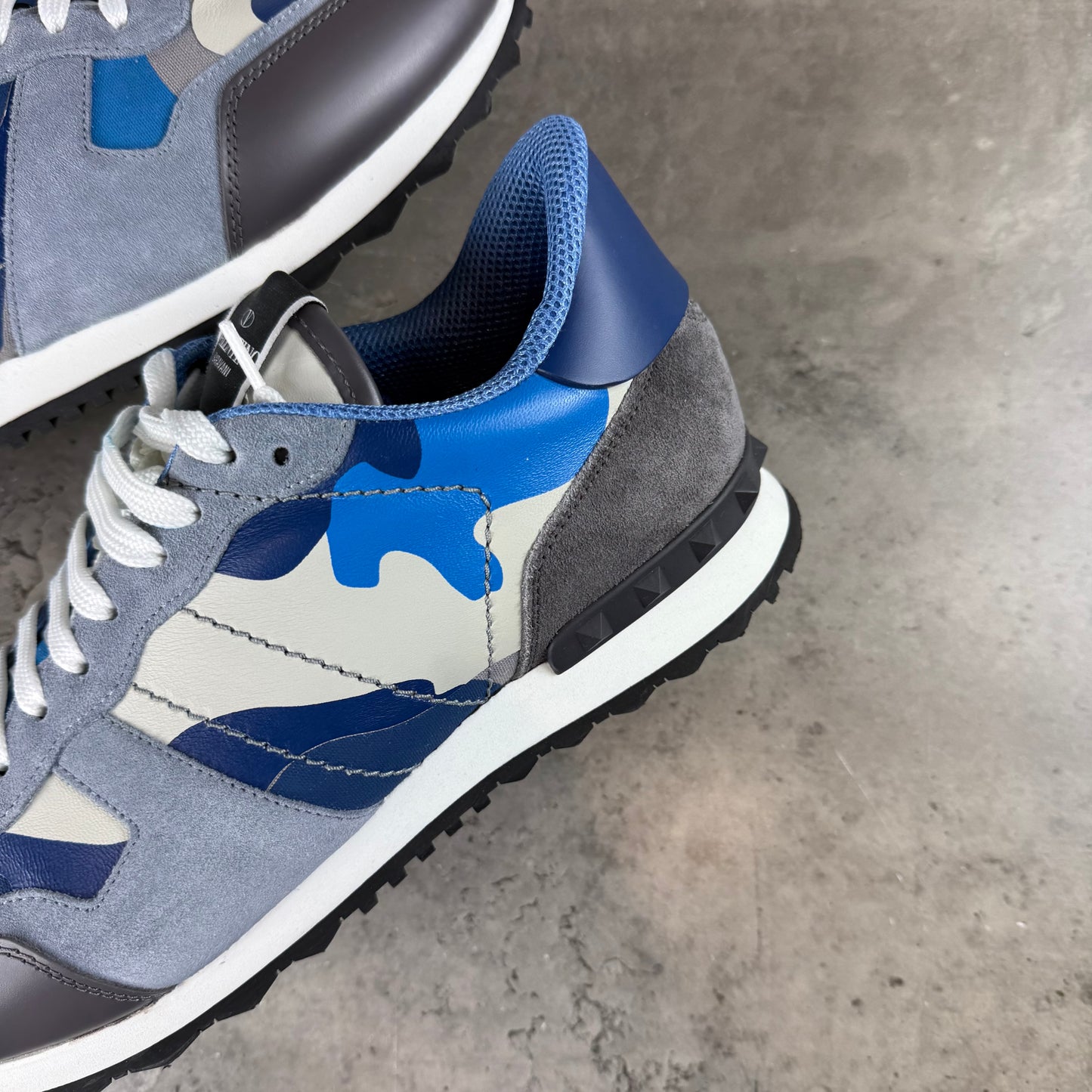 Blue/White RockRunner