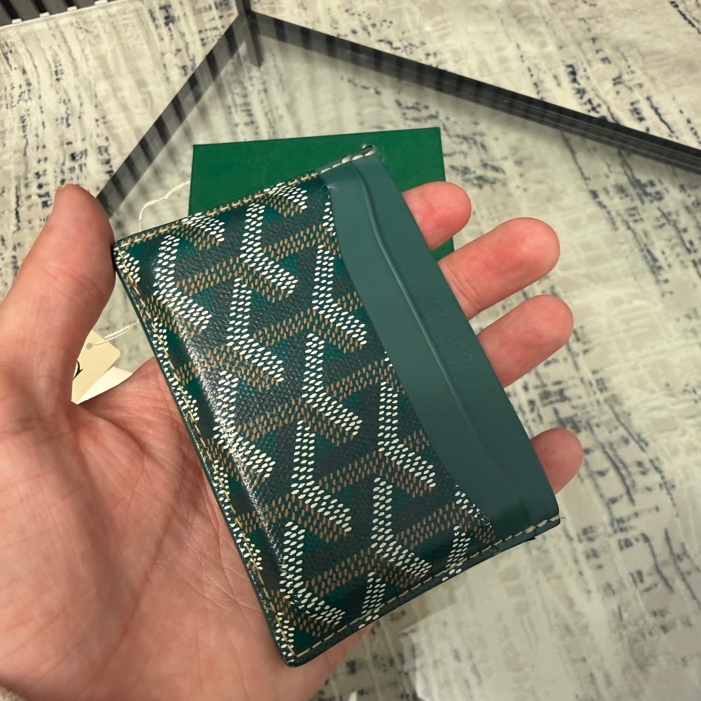 Green Cardholder