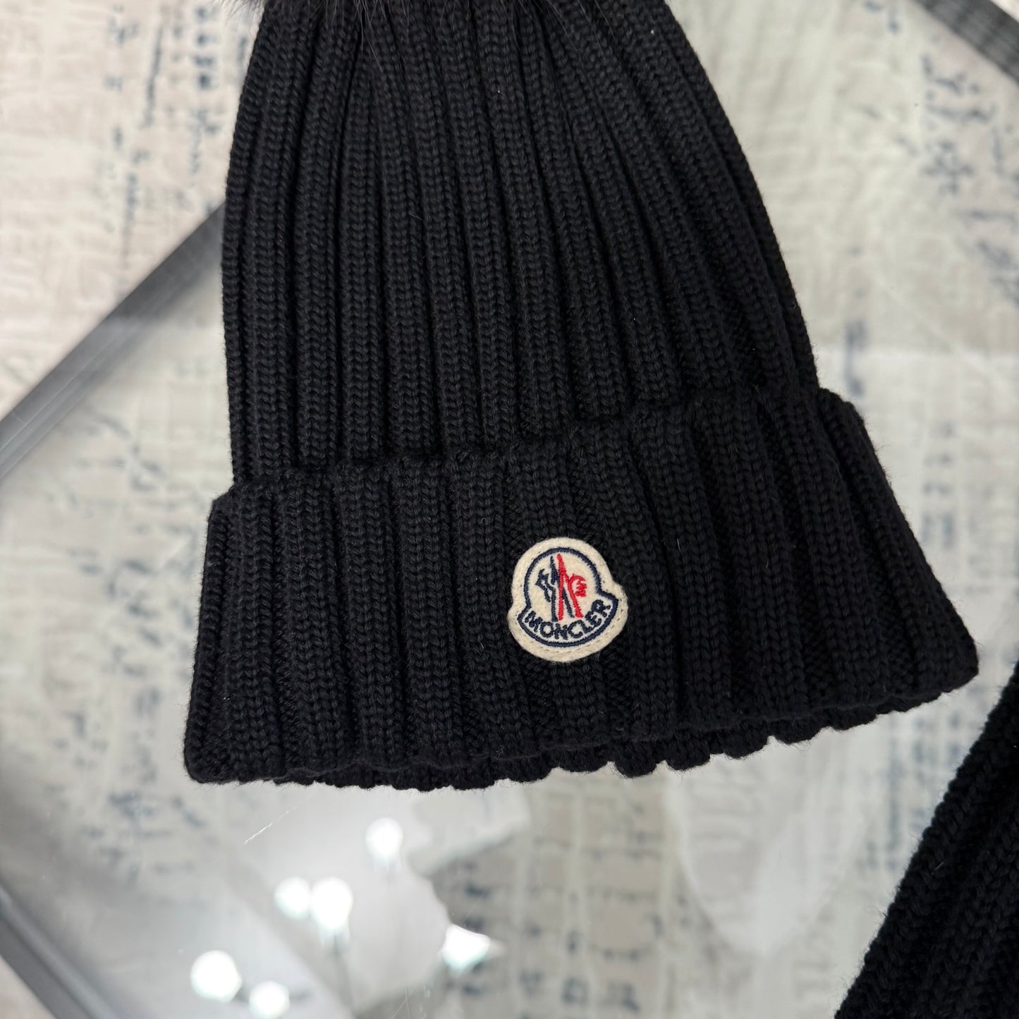 Black Beanie & Scarf Women’s