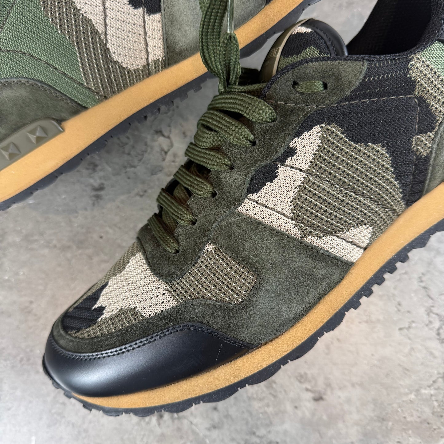 Olive Mesh RockRunner
