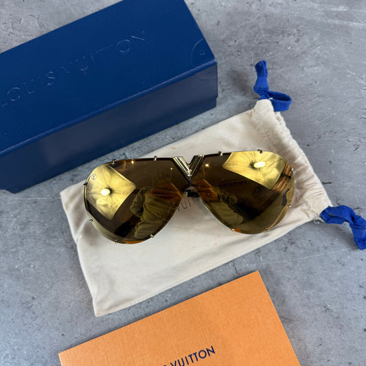 Gold Drive Sunglasses