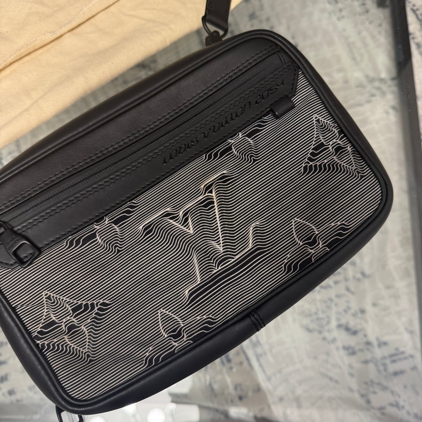 Expandable 3D Messenger