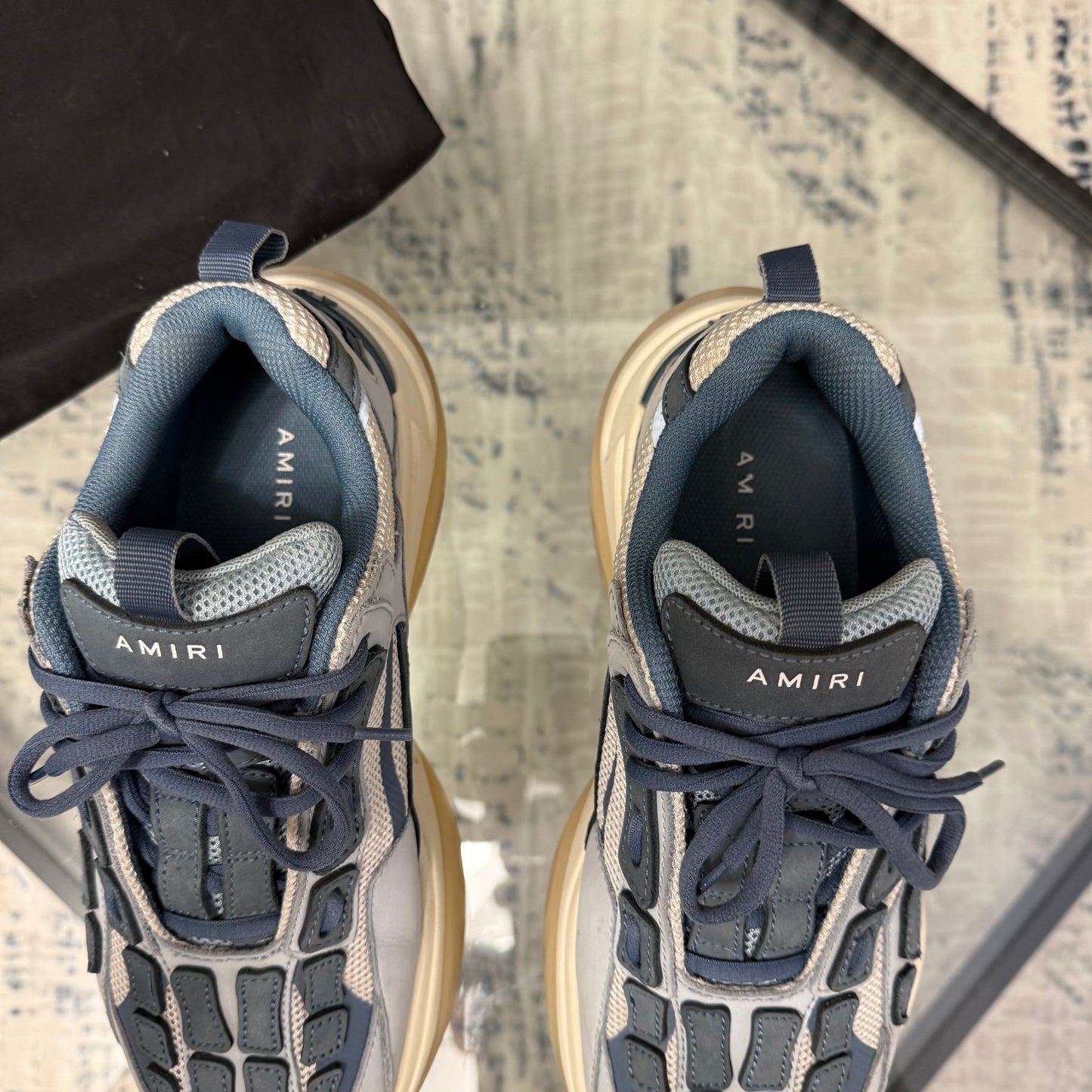 Ami Bone Runners