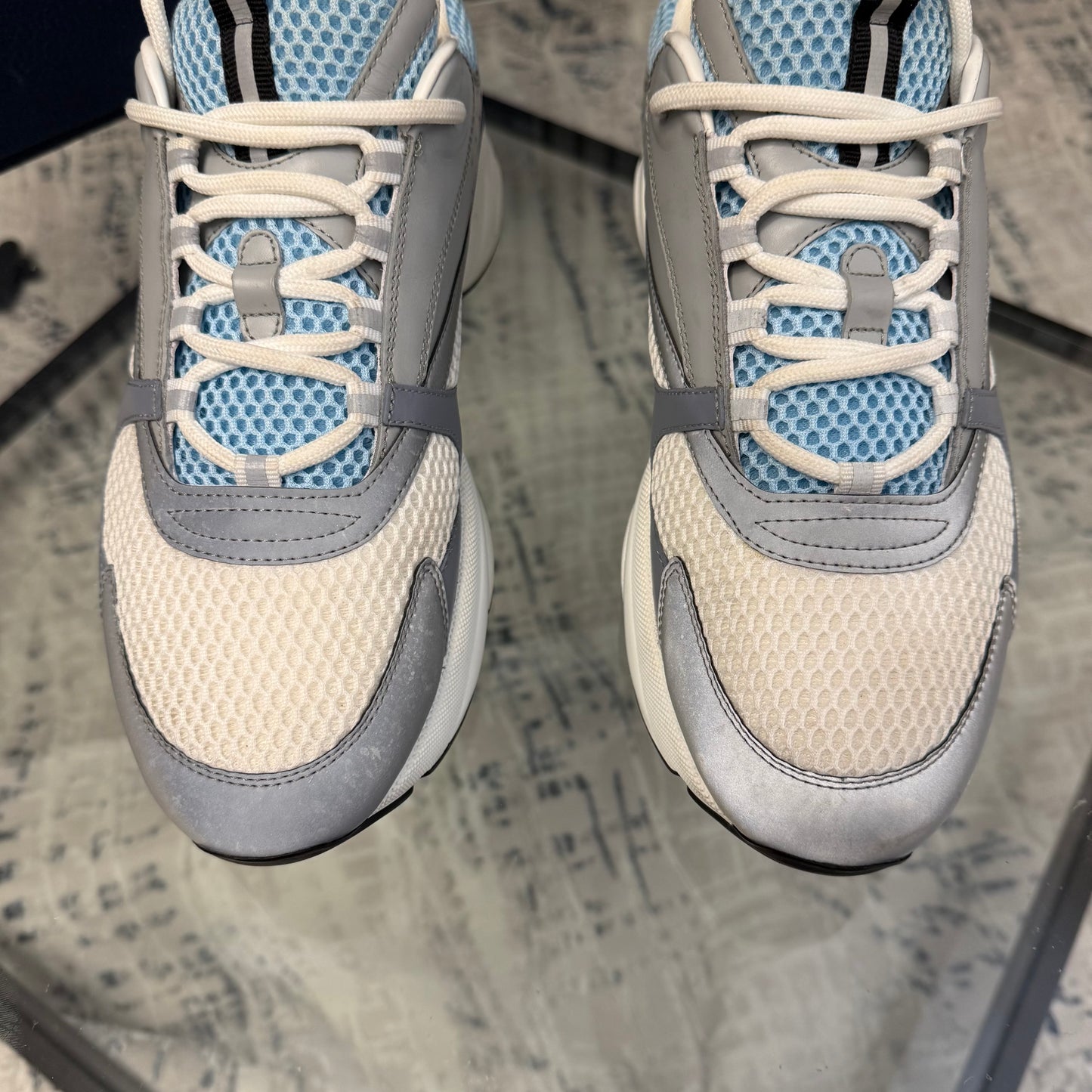 Baby Blue B22