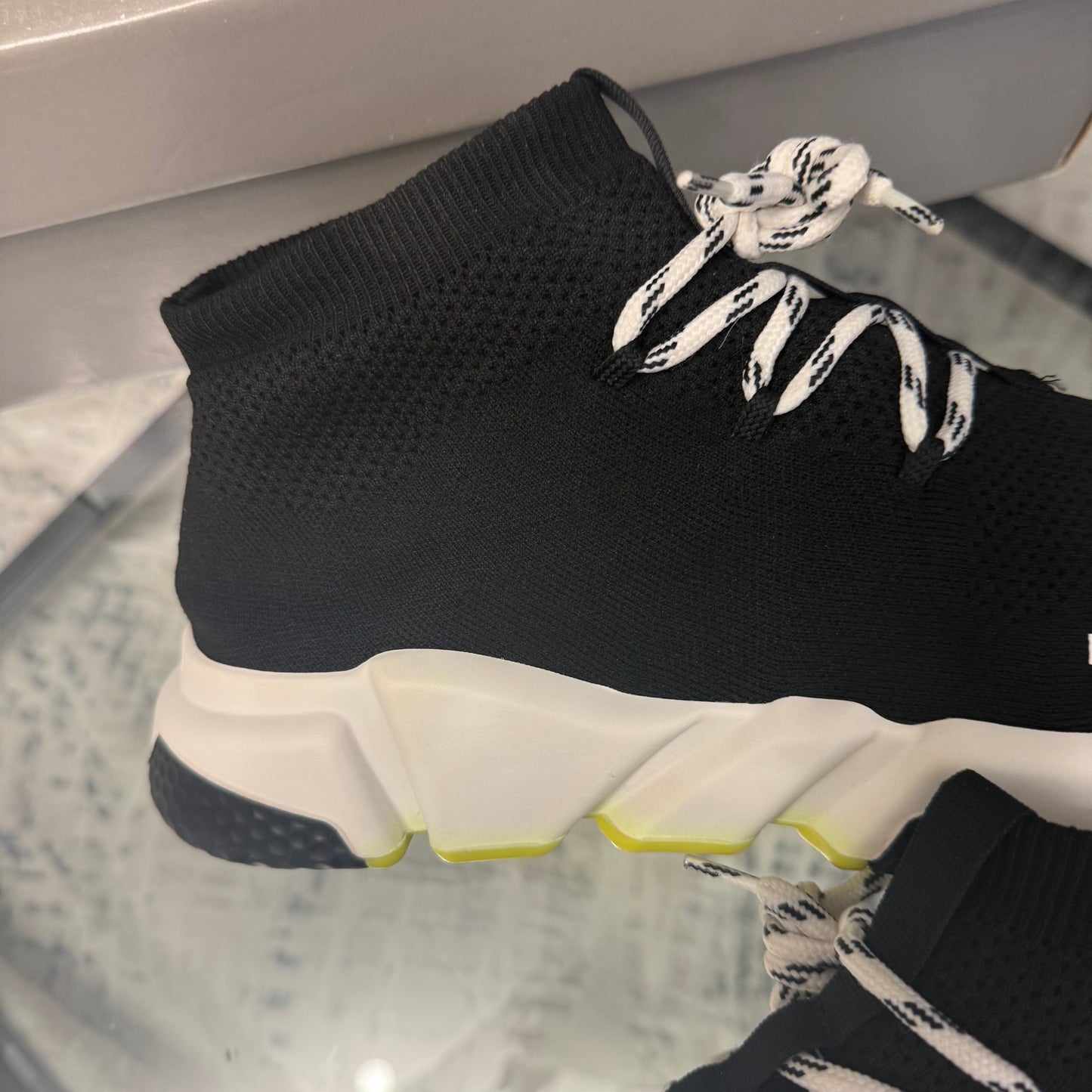 Speed Lace Runner