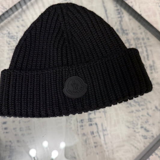 Black Beretto Beanie