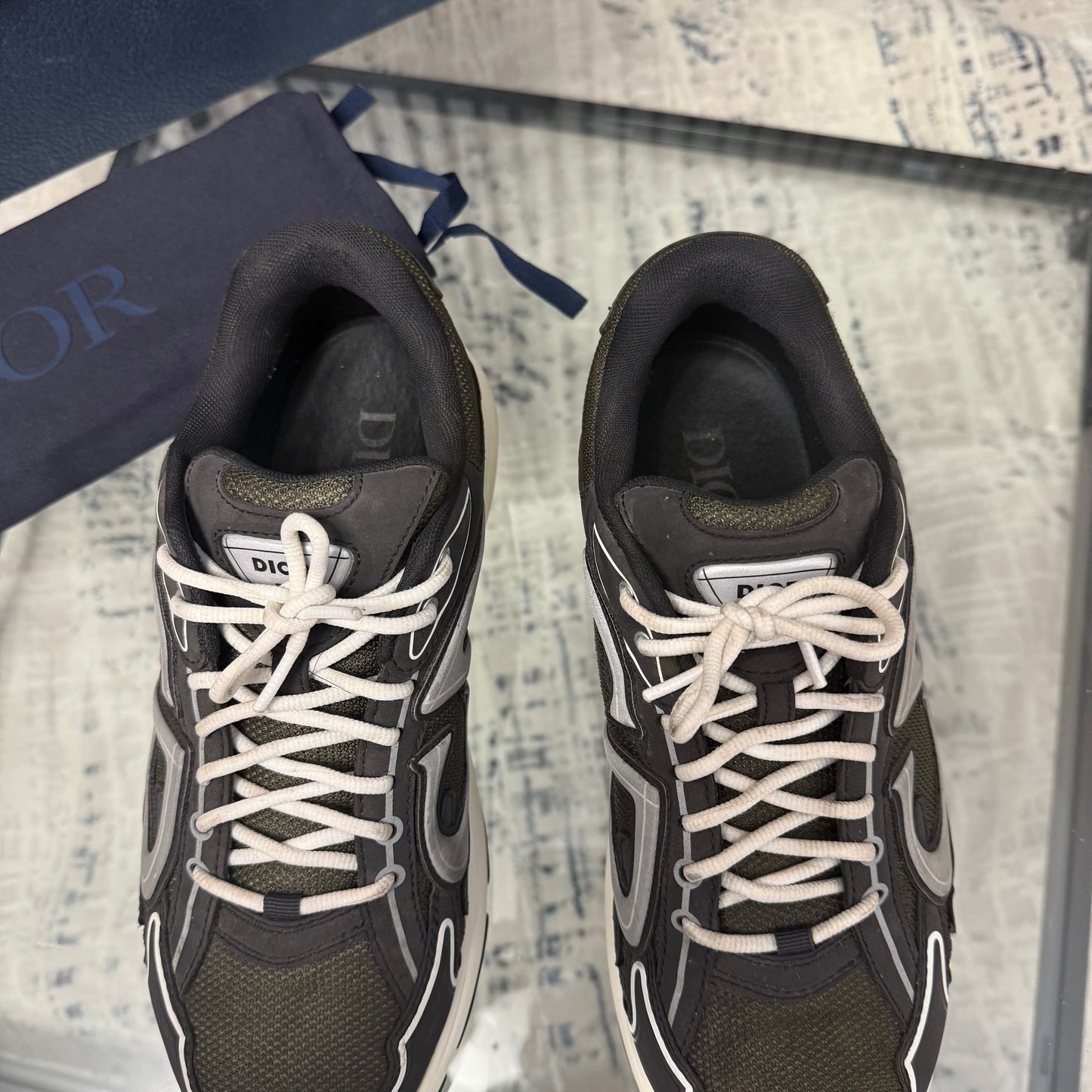 Olive/Dark Grey B30