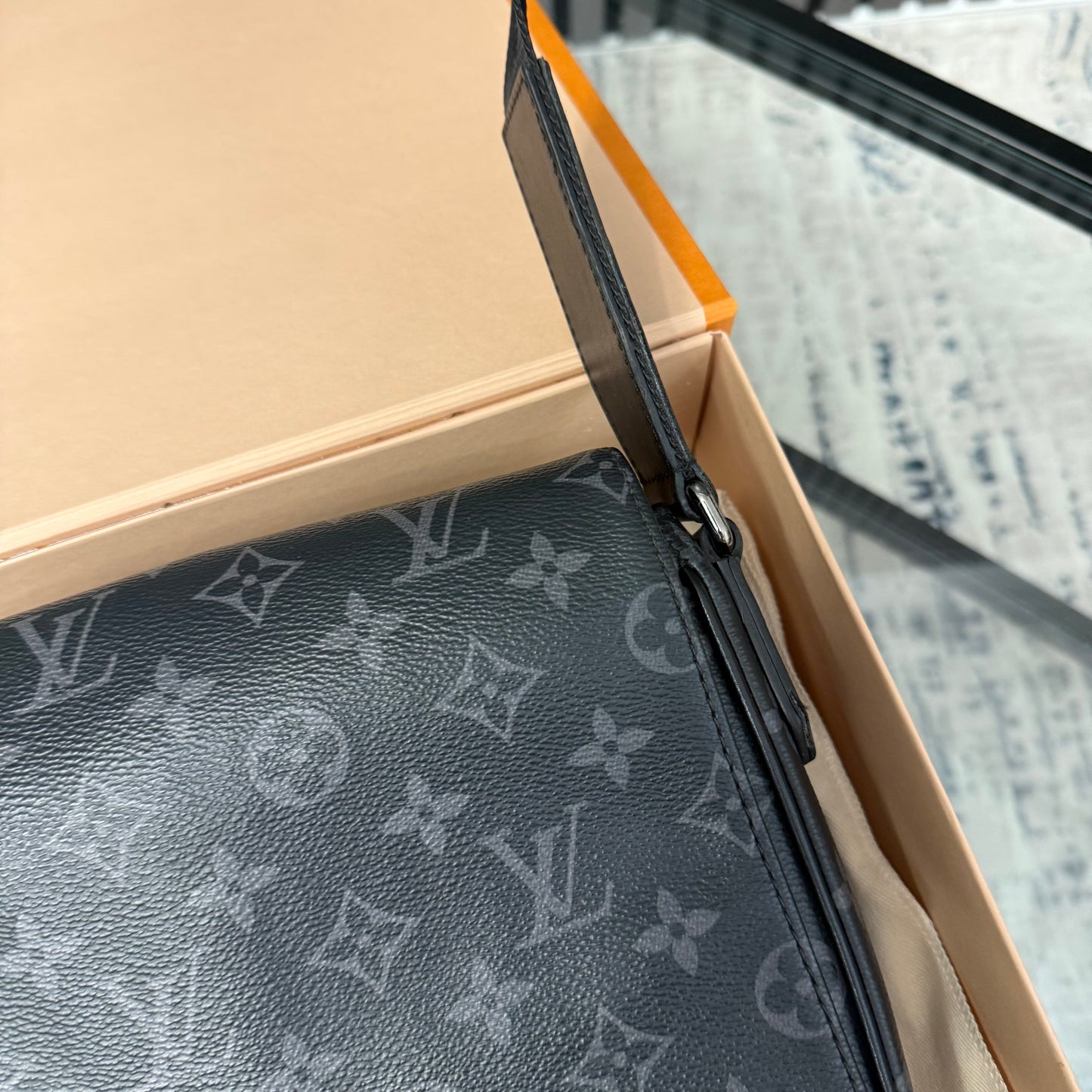 Monogram Eclipse District Messenger