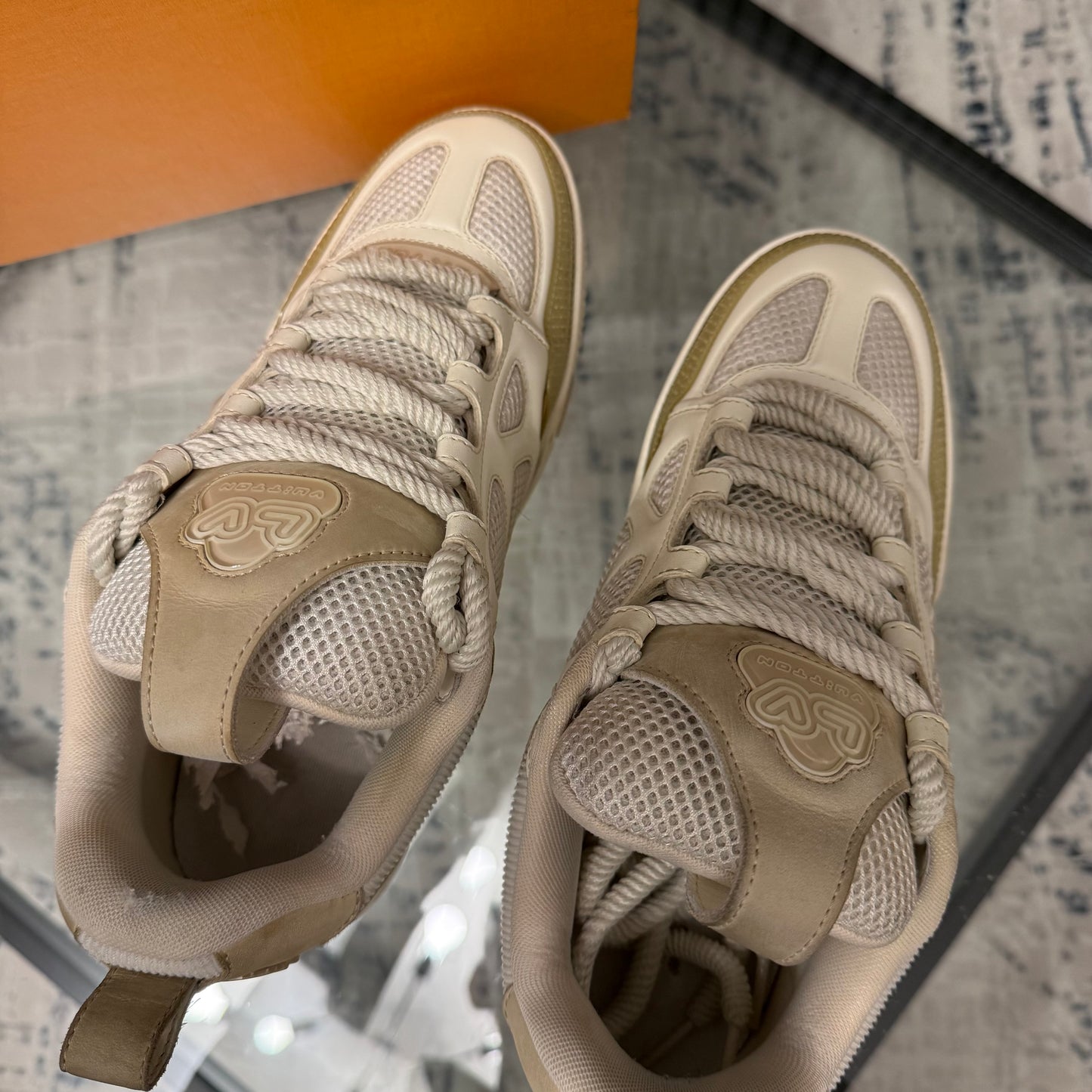 Beige Skate
