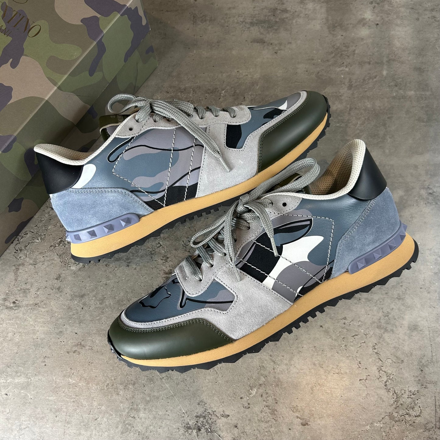 Grey/Green RockRunner