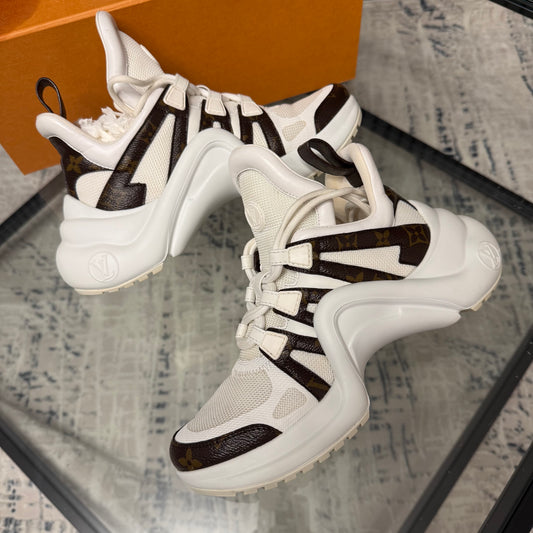 Archlight Sneaker