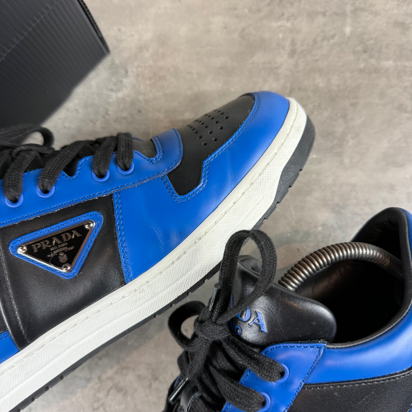 Blue/Black Sneaker