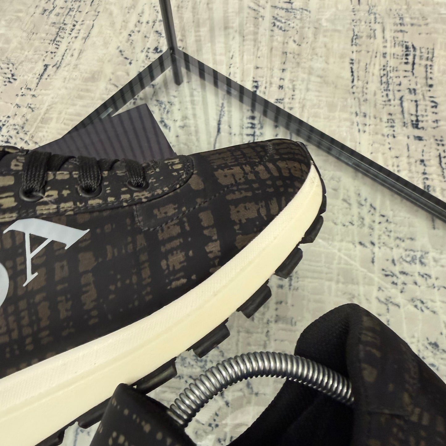 Graphic Runaway Sneaker