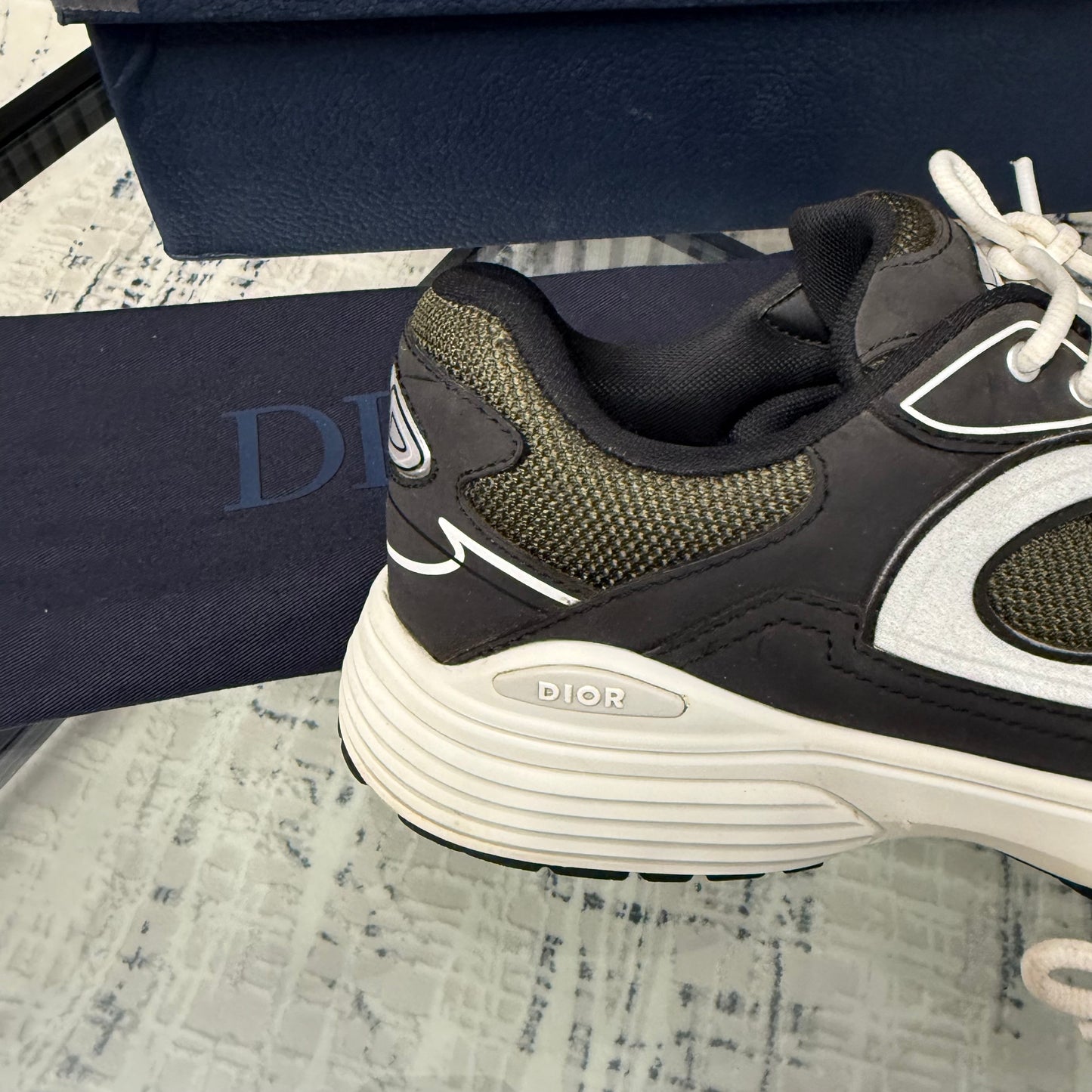 Olive/Dark Grey B30