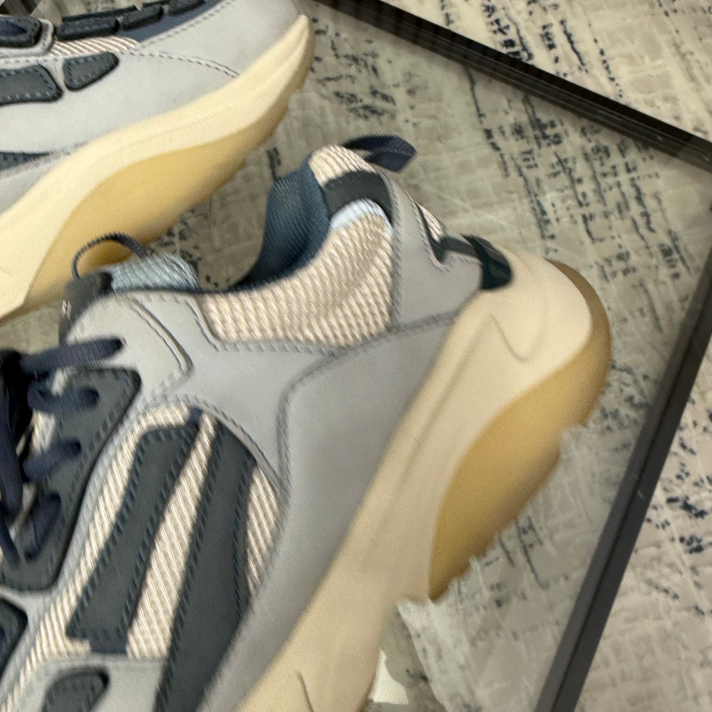 Ami Bone Runners