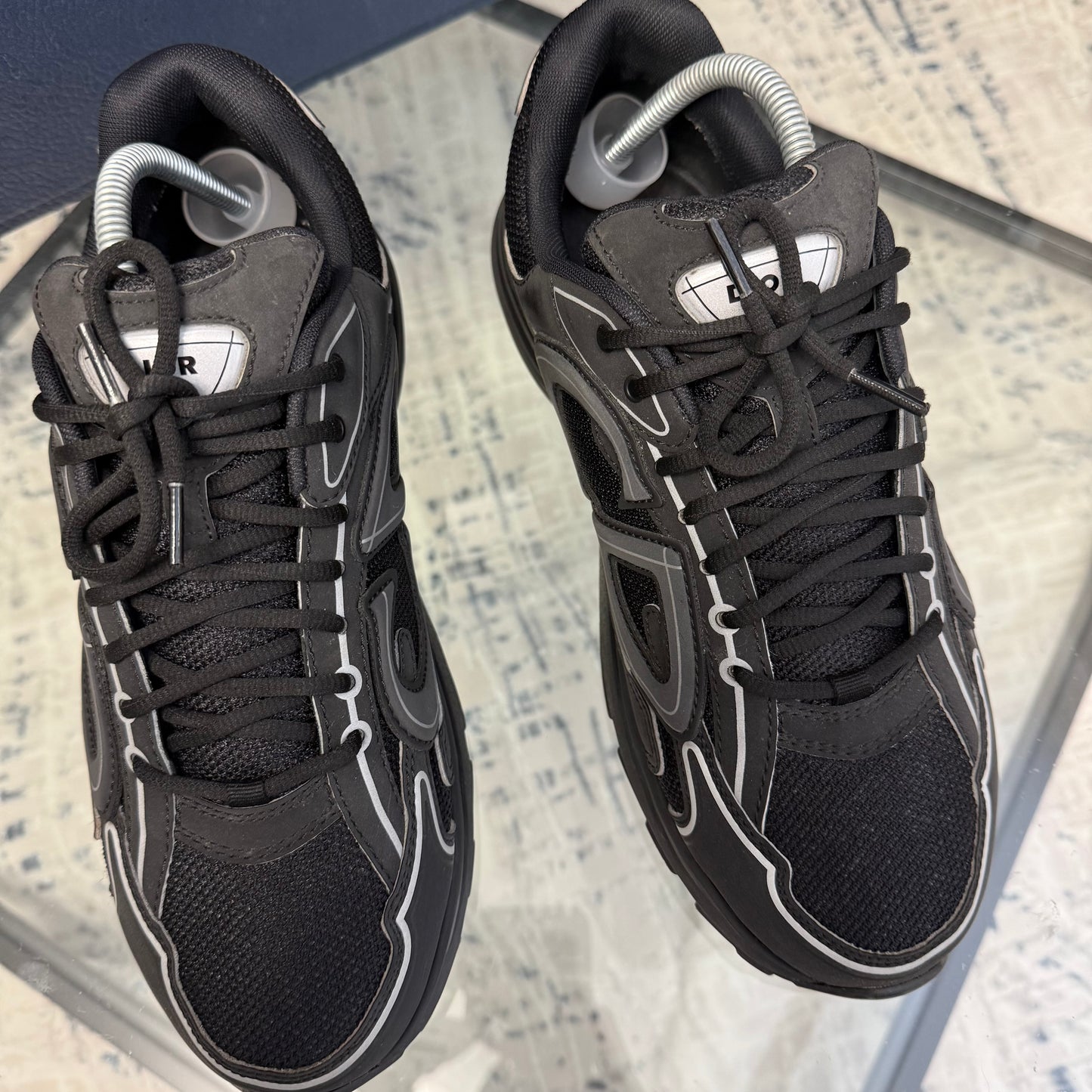 Black B30