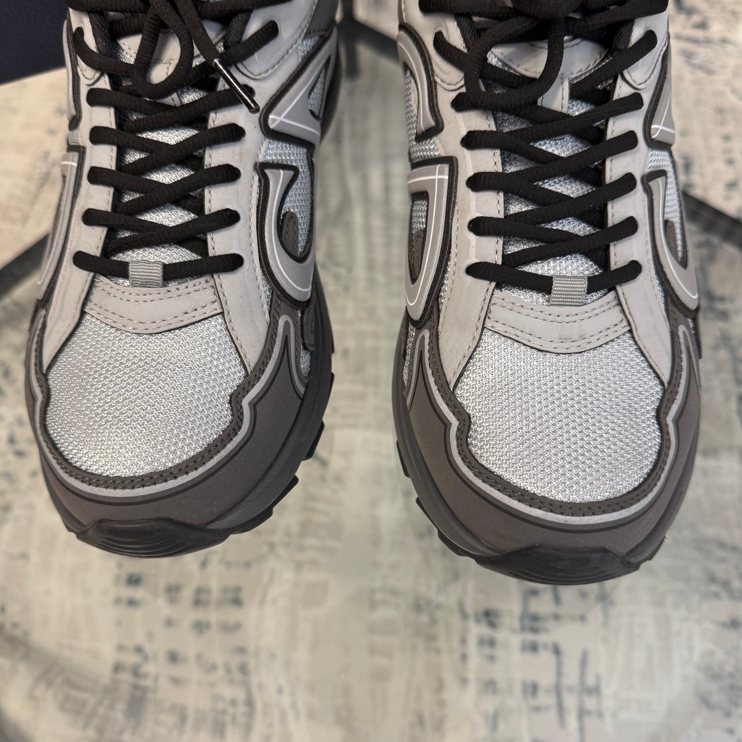 Grey/Silver B30