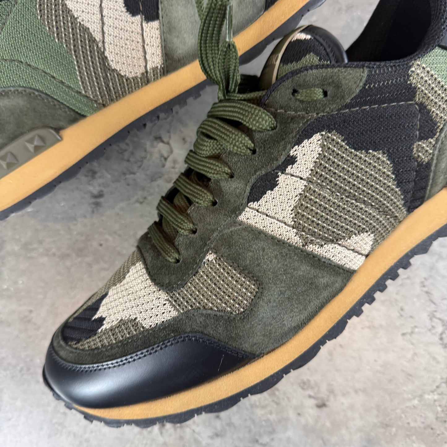 Olive Mesh RockRunner