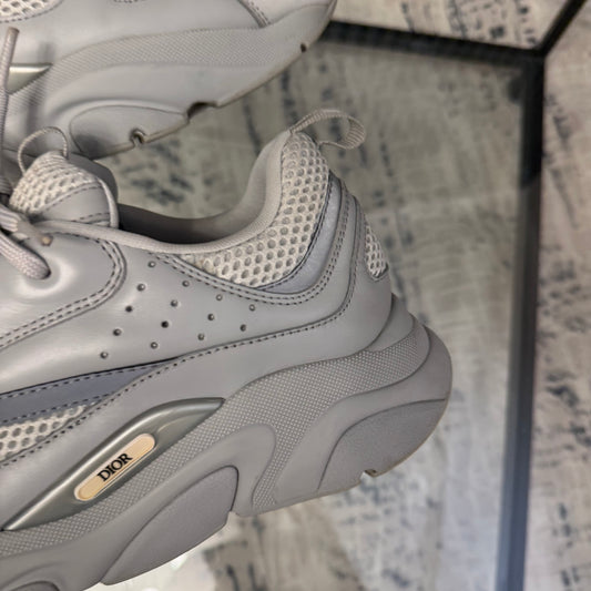 Grey B22