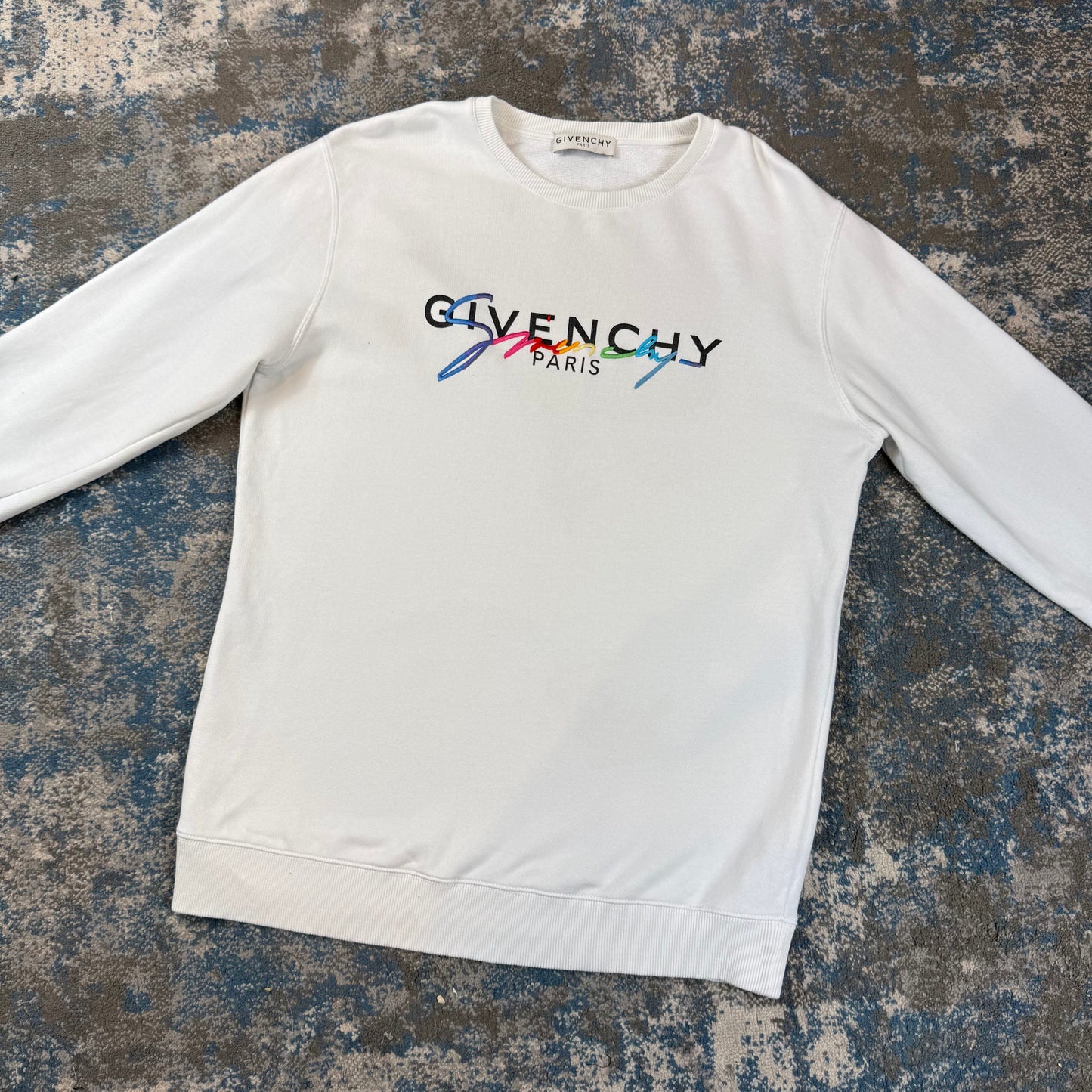 GV White Sweatshirt