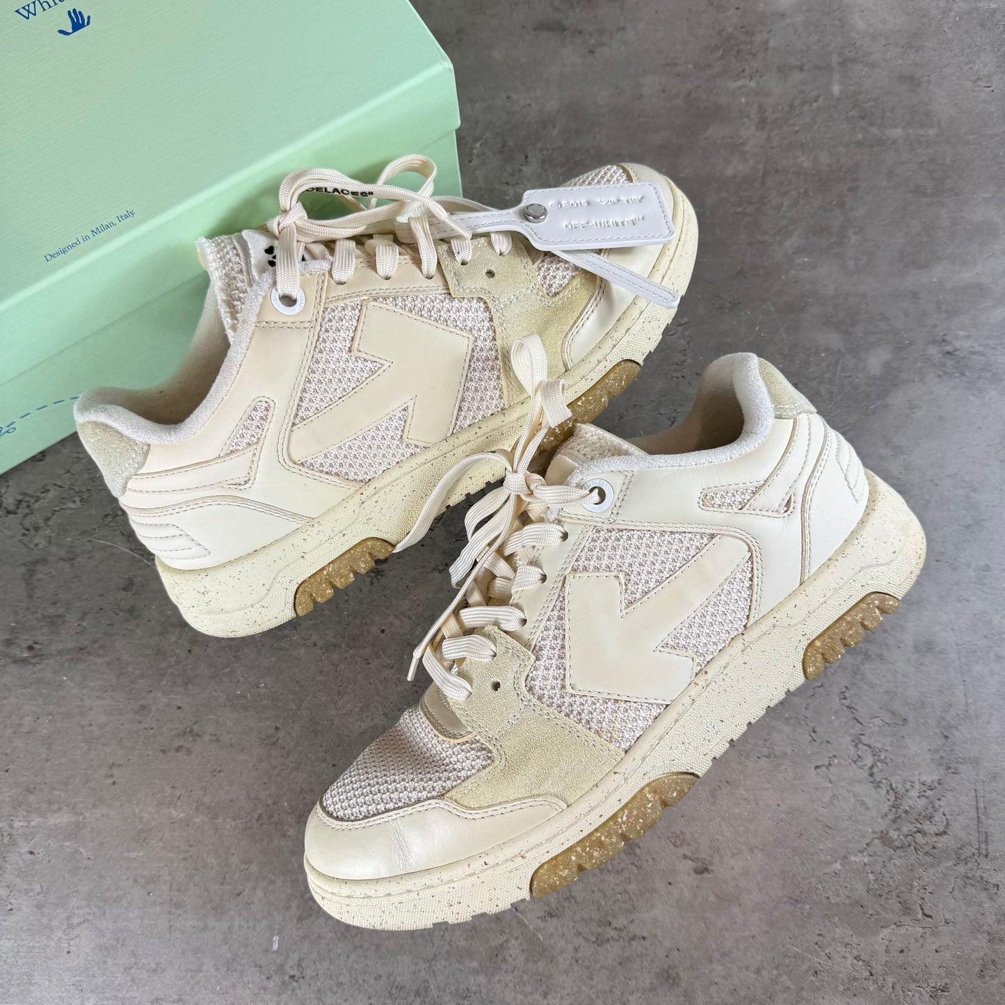 Beige OW Sneaker