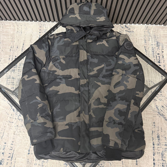 Camo MacMillian
