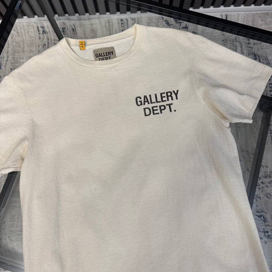 GD Cream T-Shirt