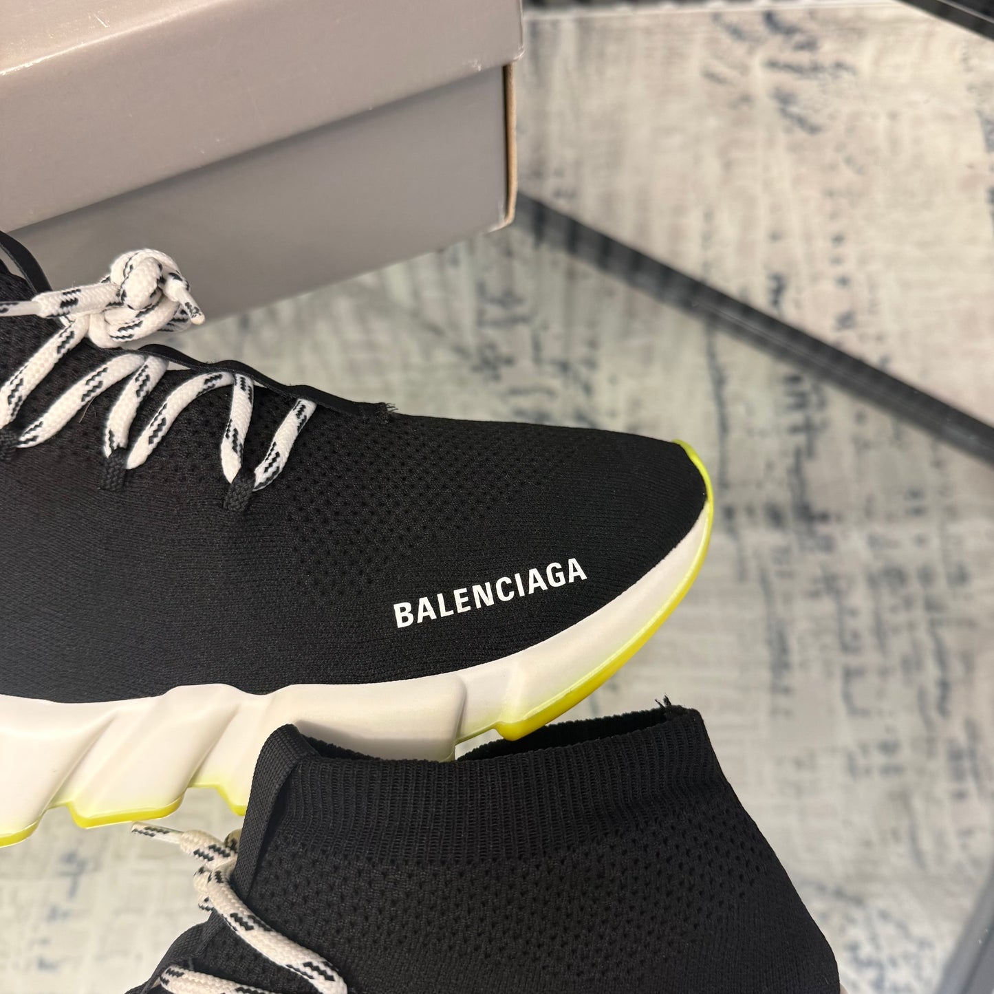 Speed Lace Runner