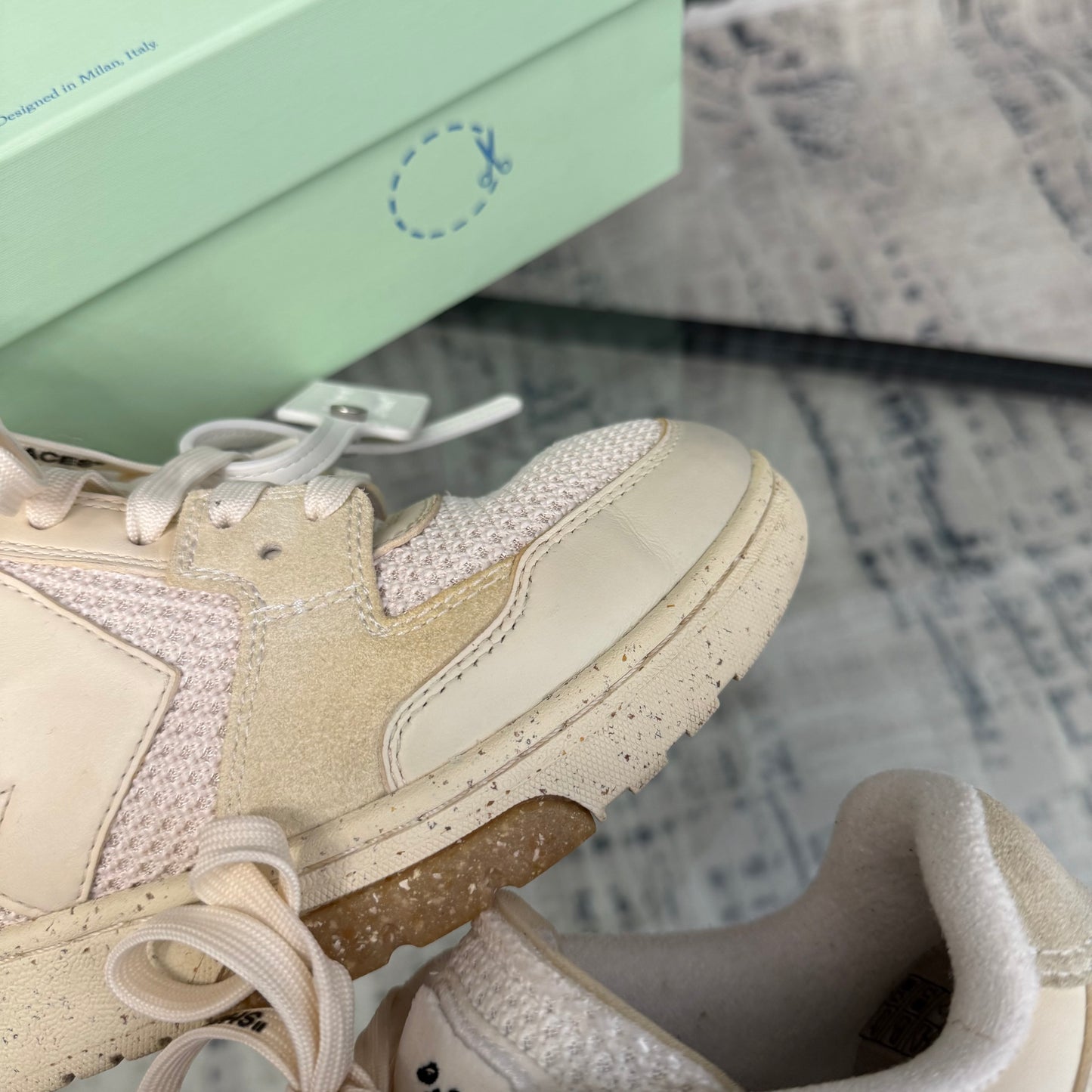 Beige OW Sneaker