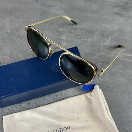 Women Gold/Tortoise Sunglasses