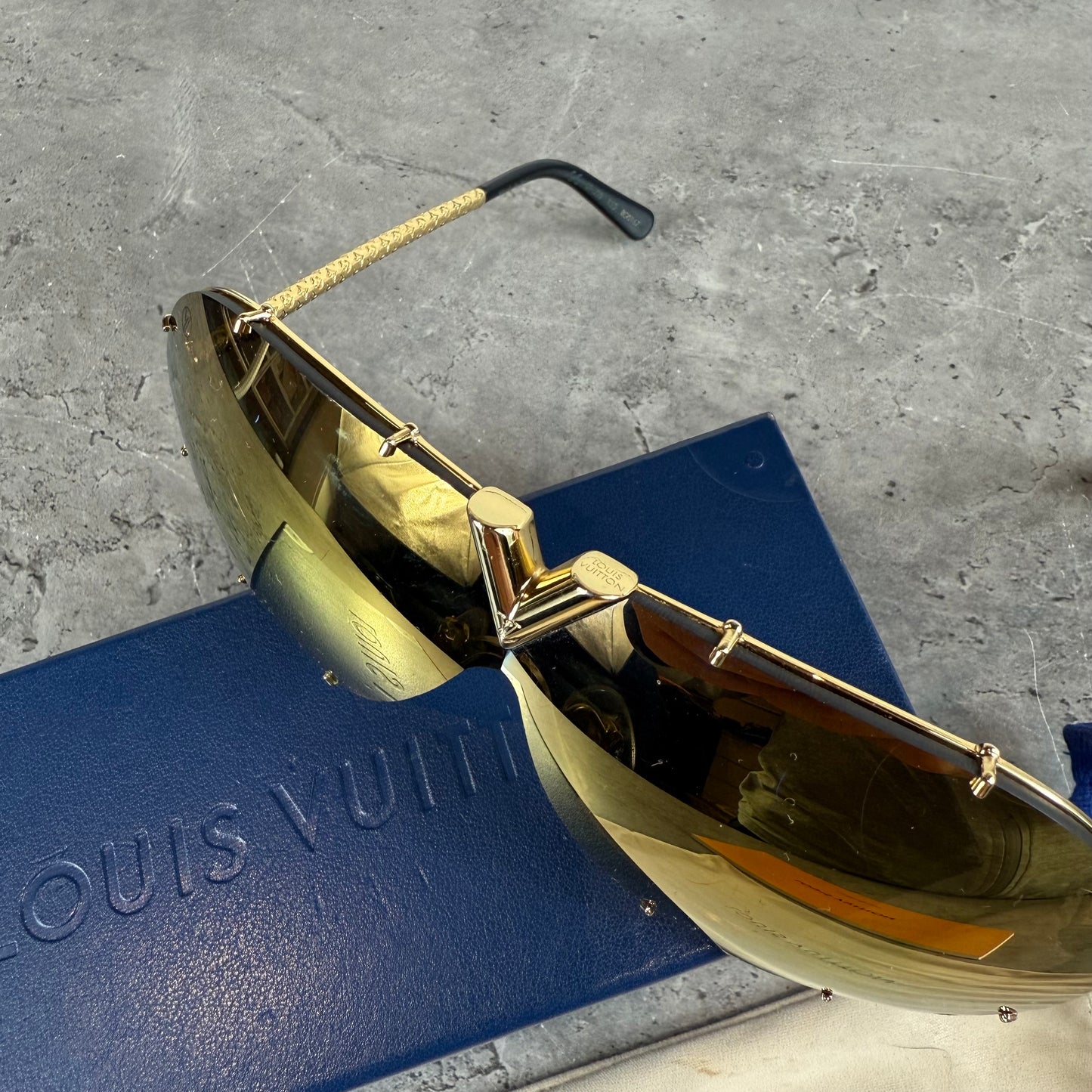 Gold Drive Sunglasses