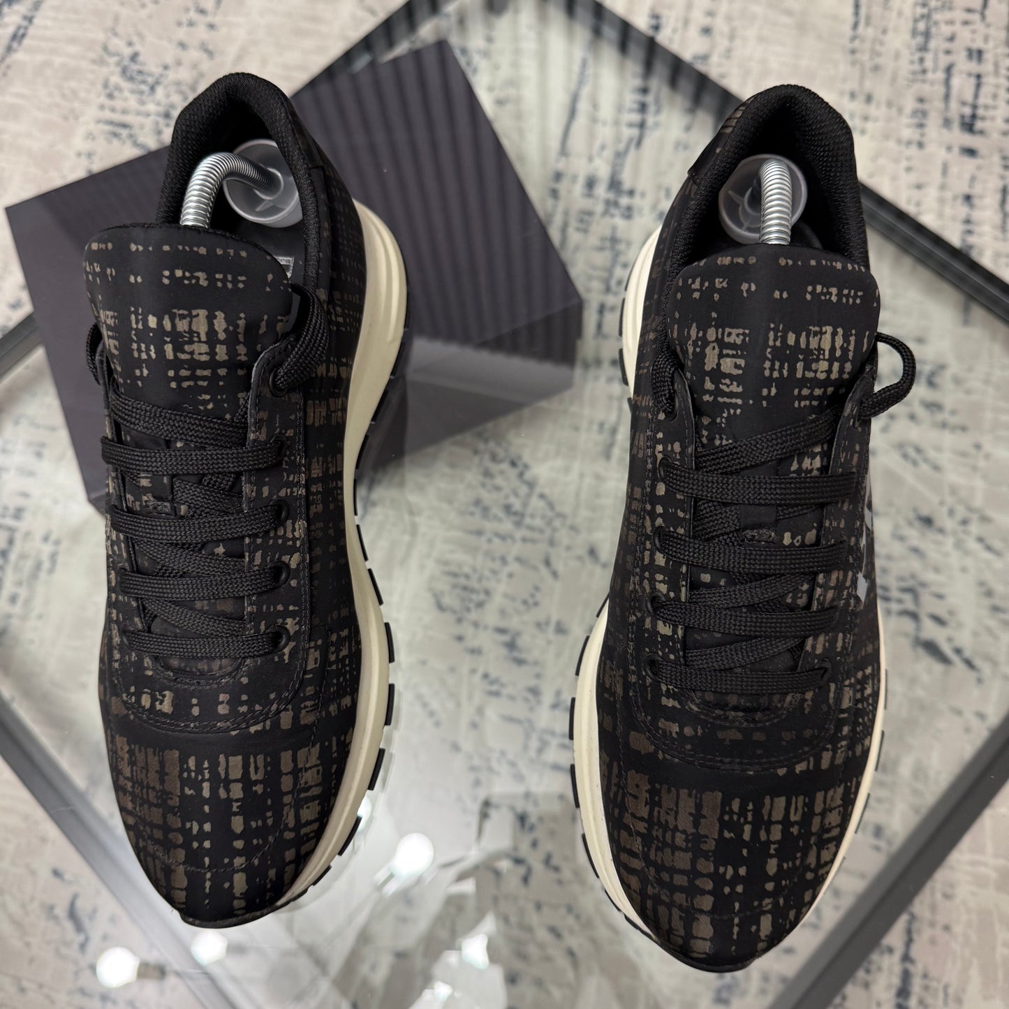 Graphic Runaway Sneaker