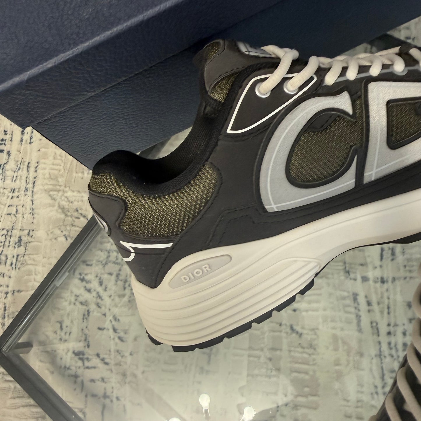 Olive/Dark Grey B30
