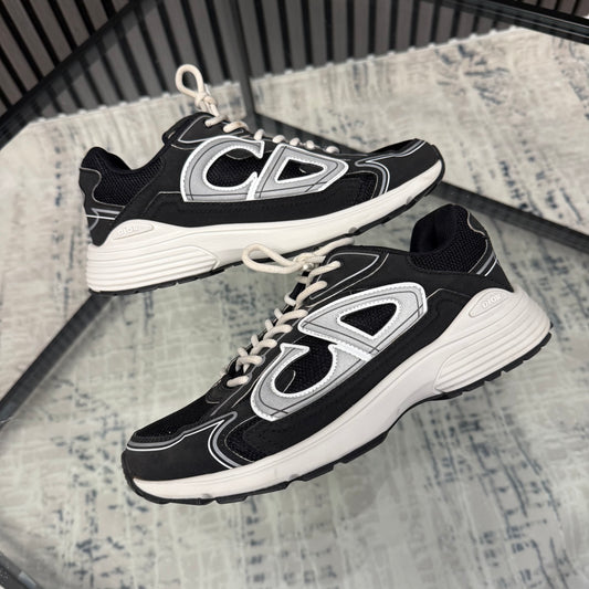 Black/White B30