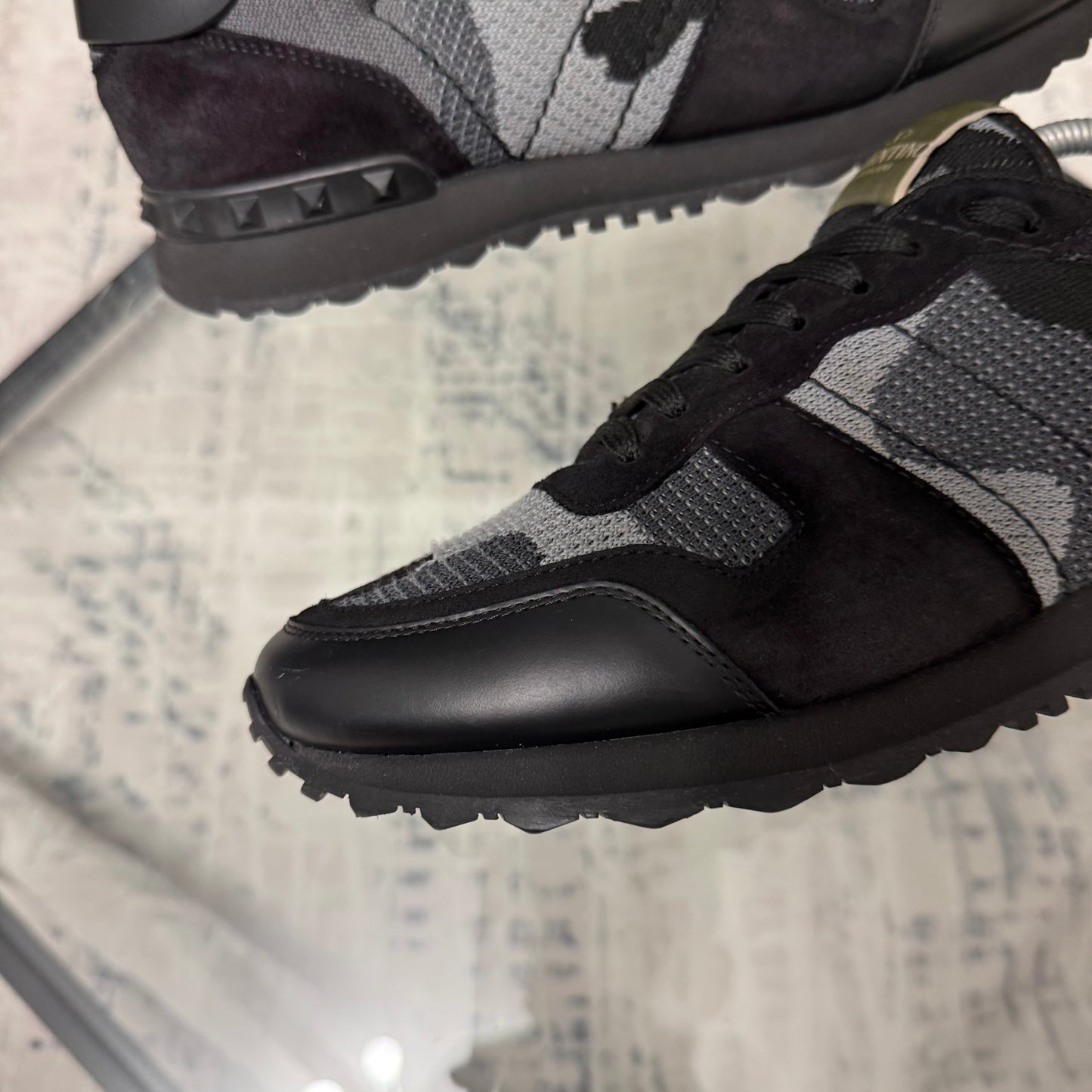 Black/Grey Mesh RockRunner