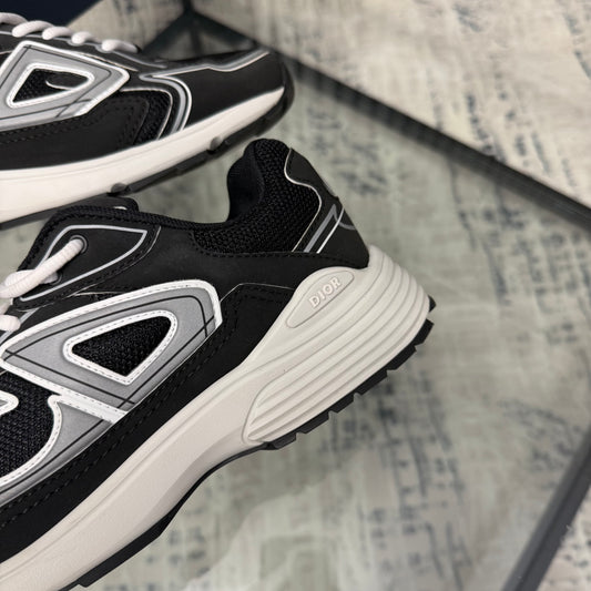 Black/White B30