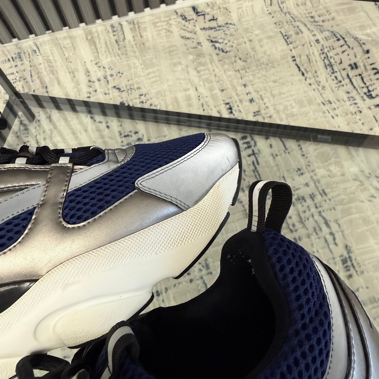 Silver/Navy B22